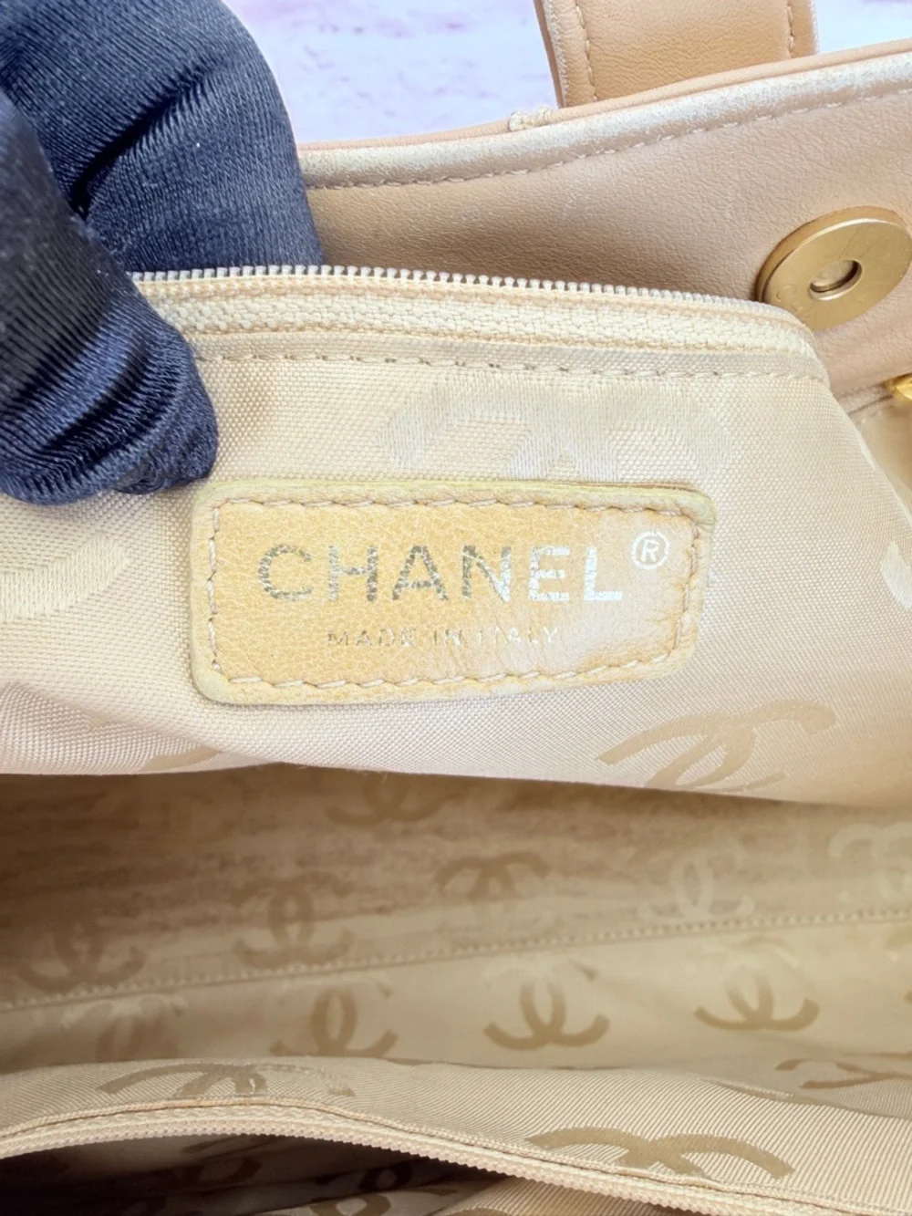 CHANEL Quilted Wild Stitch Tan Calfskin Leather Tote - Picture 12 of 16